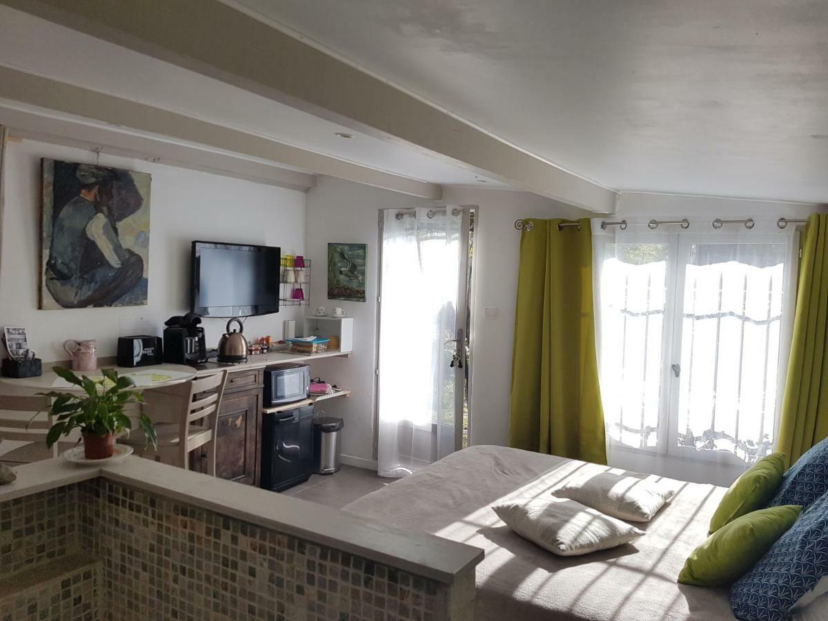 Chambre D'Hote - Mas Le Barret Arles Zewnętrze zdjęcie